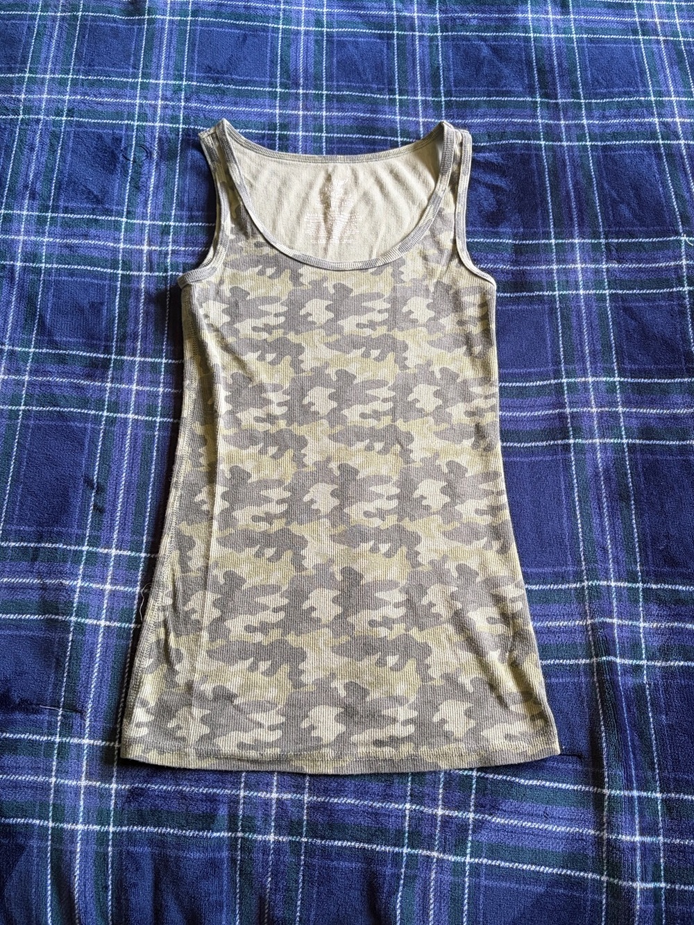 Faded glory camo tank top. Size M.